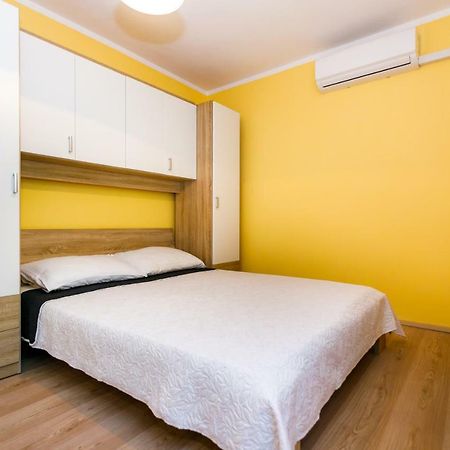 Apartman Jezevac Krk Town Kültér fotó