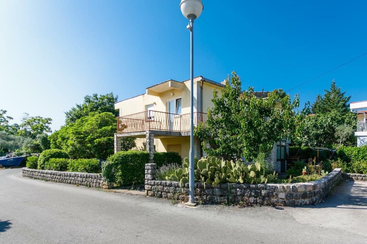 Apartman Jezevac Krk Town Kültér fotó