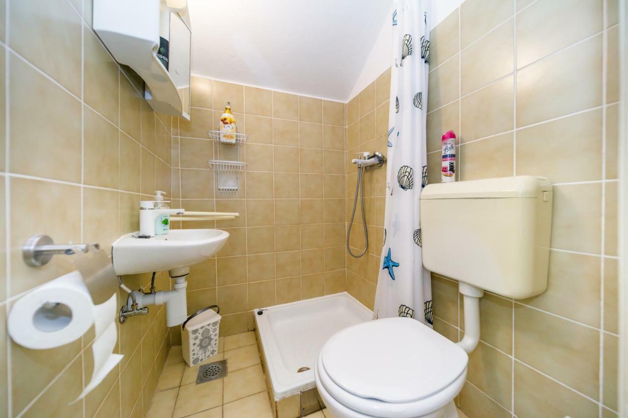 Apartman Jezevac Krk Town Kültér fotó